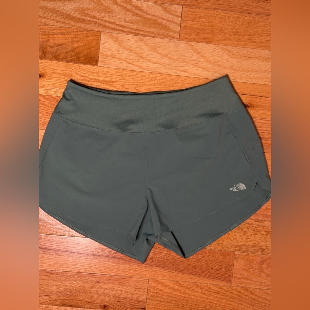 The North Face Arque 3” Shorts Dark Sage M - Picture 2 of 4